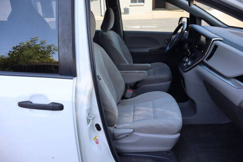 2018 Toyota Sienna L 7-Passenger