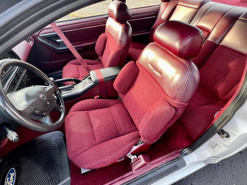 1991 Ford Thunderbird SC