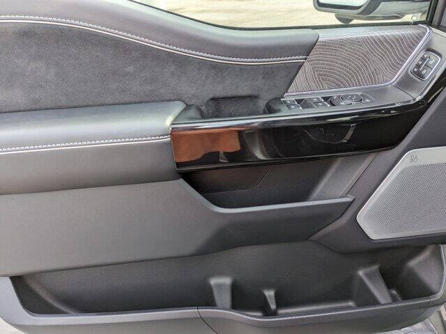 2023 Ford F-150 Lightning Platinum