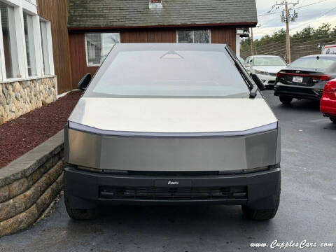 2025 Tesla Cybertruck