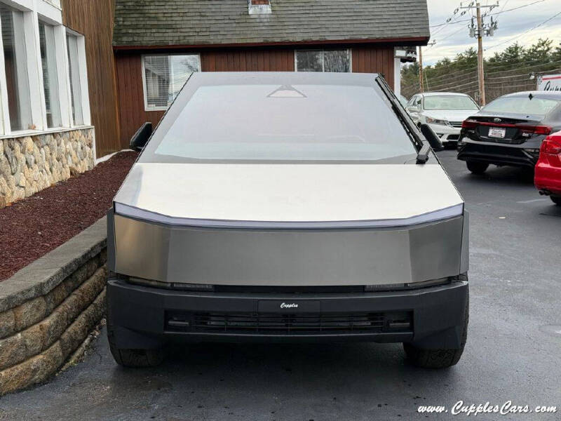 2025 Tesla Cybertruck