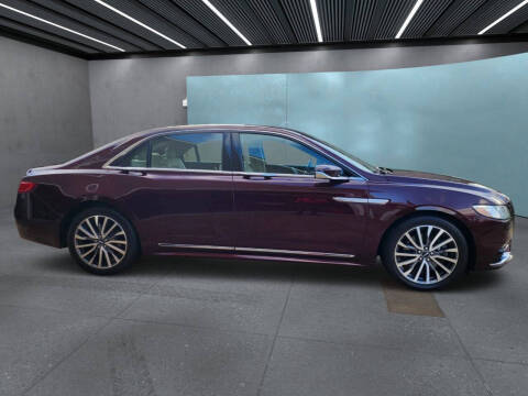 2017 Lincoln Continental Select