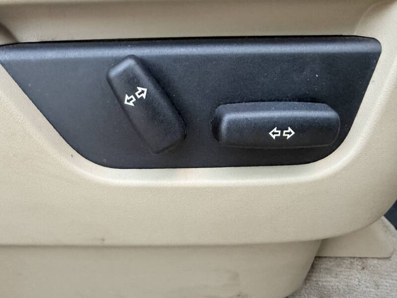 2014 Land Rover LR2 HSE