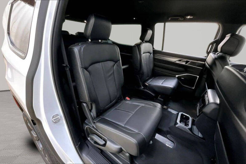2026 Jeep Grand Wagoneer