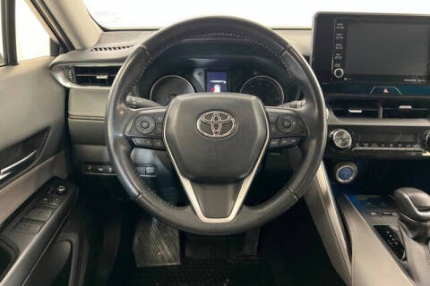 2022 Toyota Venza LE