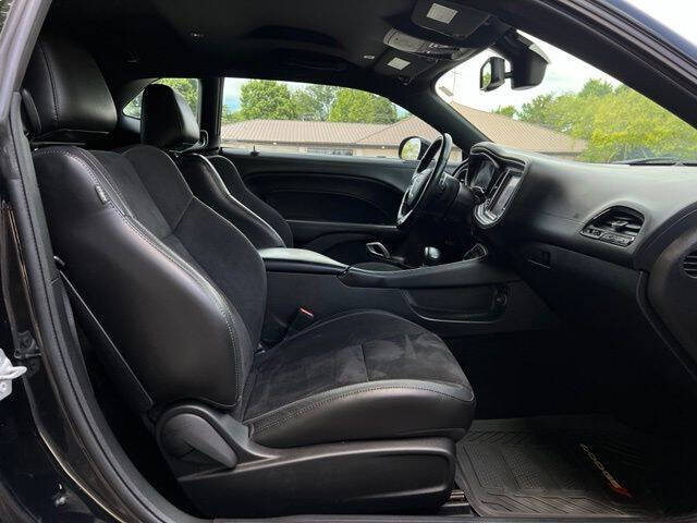 DodgeChallenger16