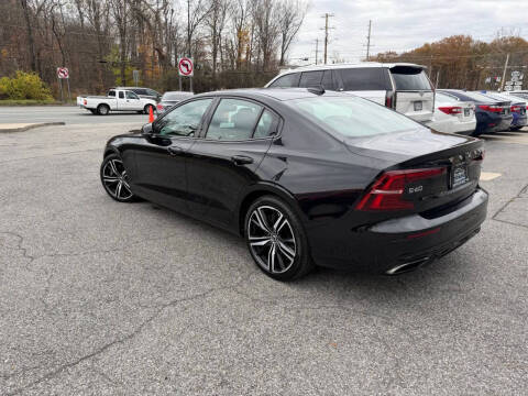 2019 Volvo S60 T6 R-Design
