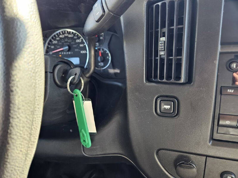 2017 Chevrolet Express 2500