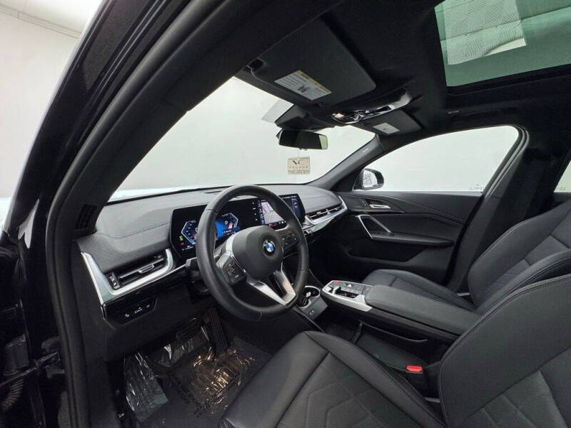 2025 BMW X2 xDrive28i