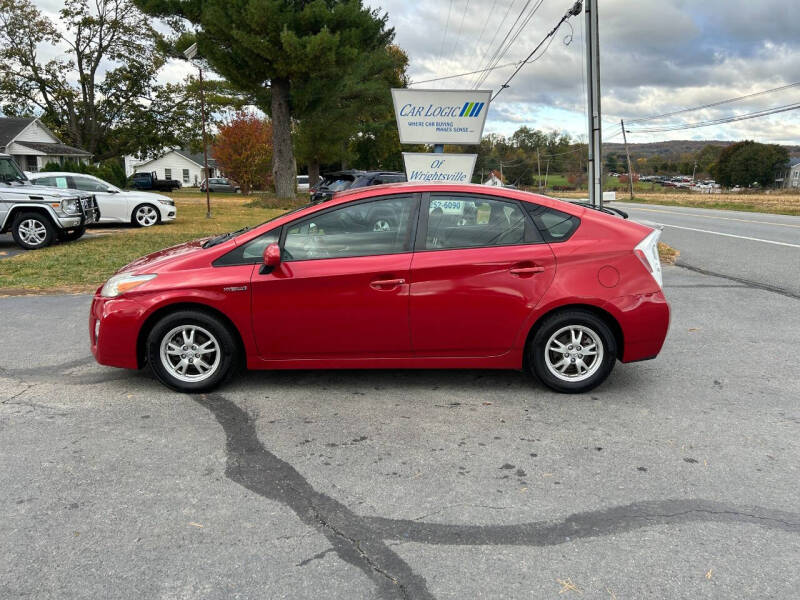 2010 Toyota Prius III