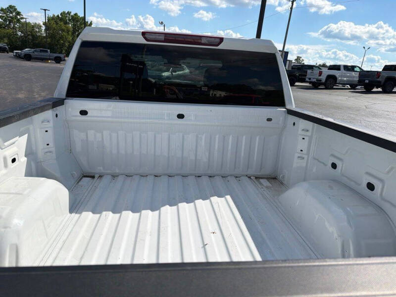 2024 GMC Sierra 1500 Elevation Standard