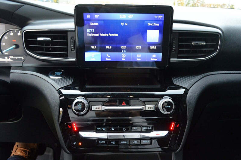 2024 Ford Explorer ST-Line