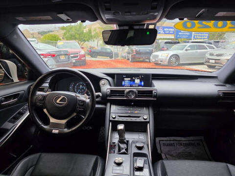 2020 Lexus IS 350