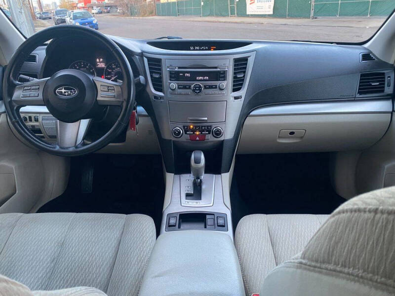 2011 Subaru Outback 2.5i Premium