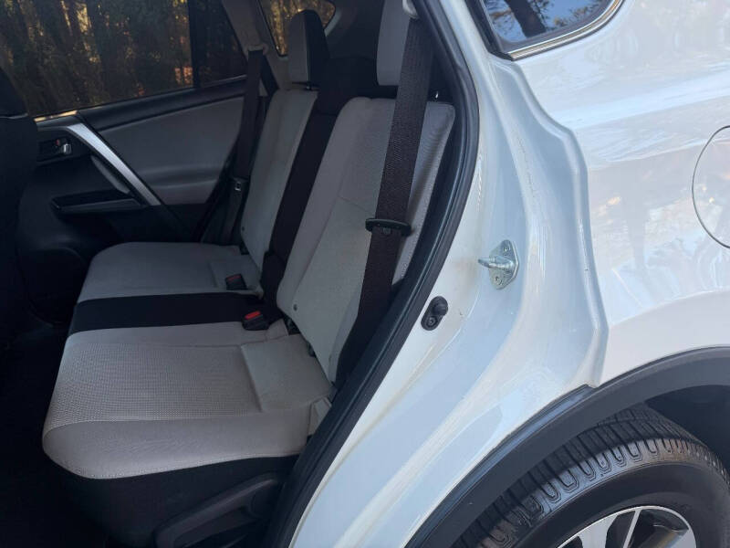 2018 Toyota RAV4 XLE