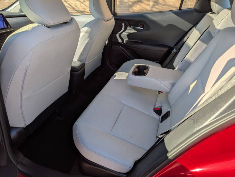 2024 Toyota Prius XLE