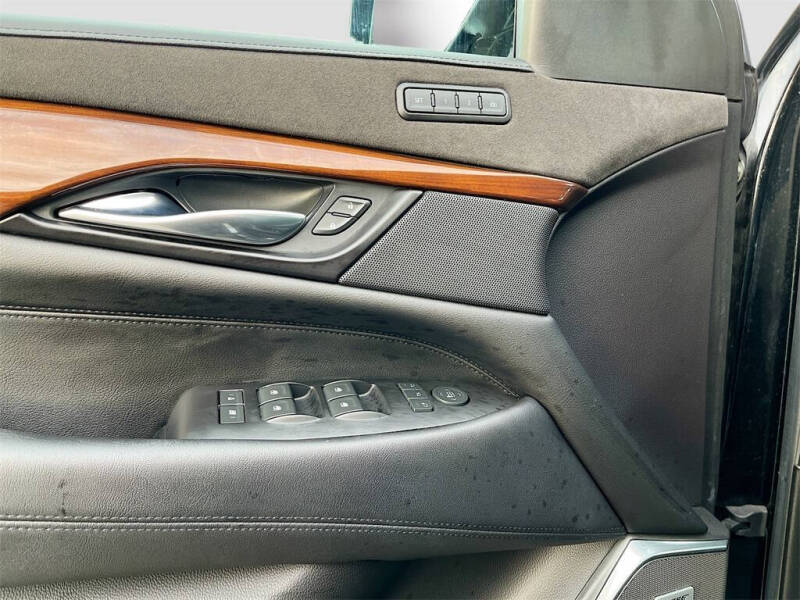 2020 Cadillac Escalade Premium Luxury