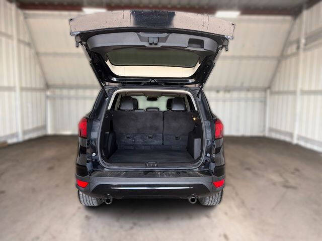 2019 Ford Escape SE