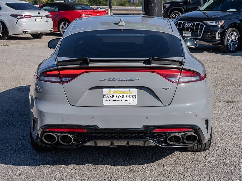 2022 Kia Stinger