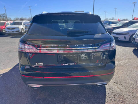 2020 Lincoln Nautilus Standard