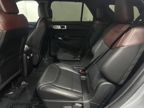 2022 Ford Explorer Platinum