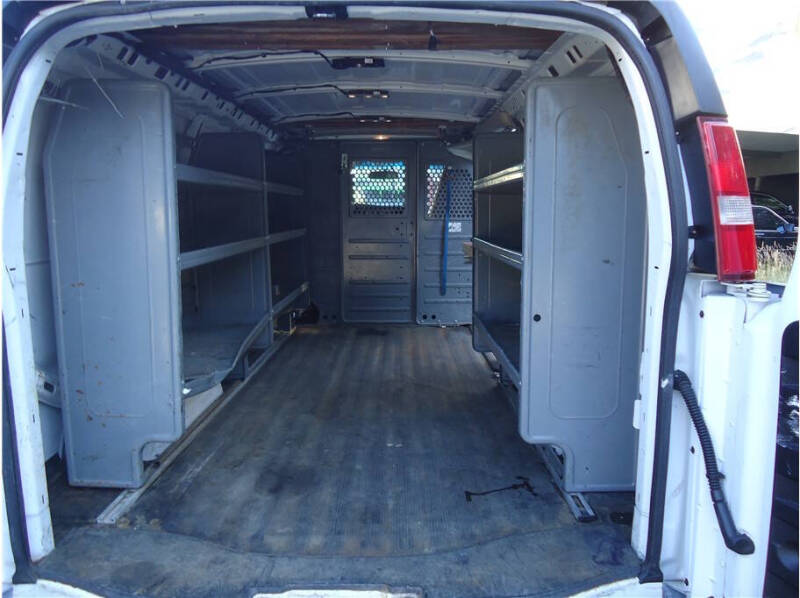 2016 Chevrolet Express 2500