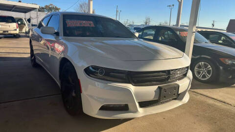 2015 Dodge Charger for sale at CE Auto Sales in Baytown TX