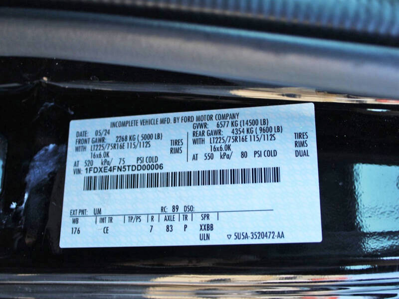 2026 Ford E-Series E-450 SD