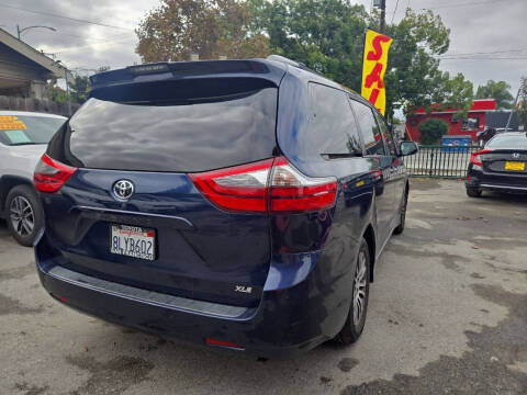 2020 Toyota Sienna Limited Premium 7-Passenger