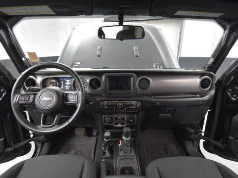 2021 Jeep Gladiator Sport