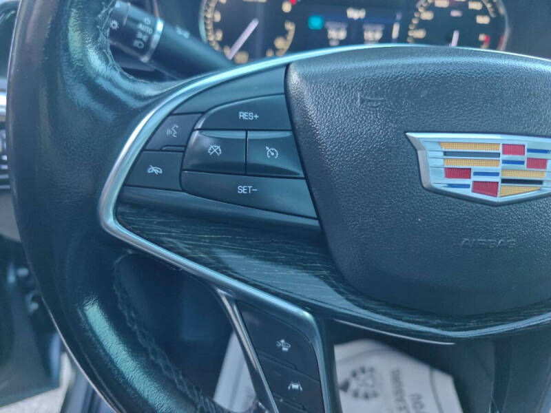 2021 Cadillac XT5 Premium Luxury