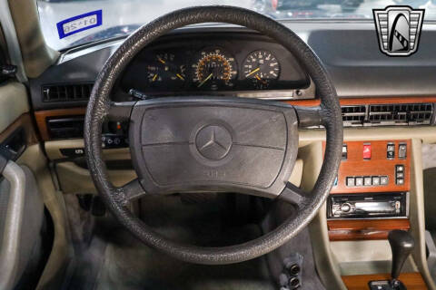 1987 Mercedes-Benz 300-Class 300 SDL