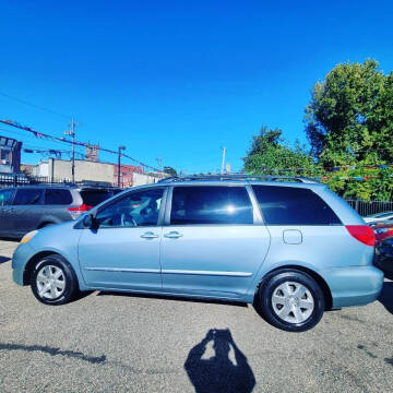 2010 Toyota Sienna for sale at EZ PASS AUTO SALES LLC in Philadelphia PA