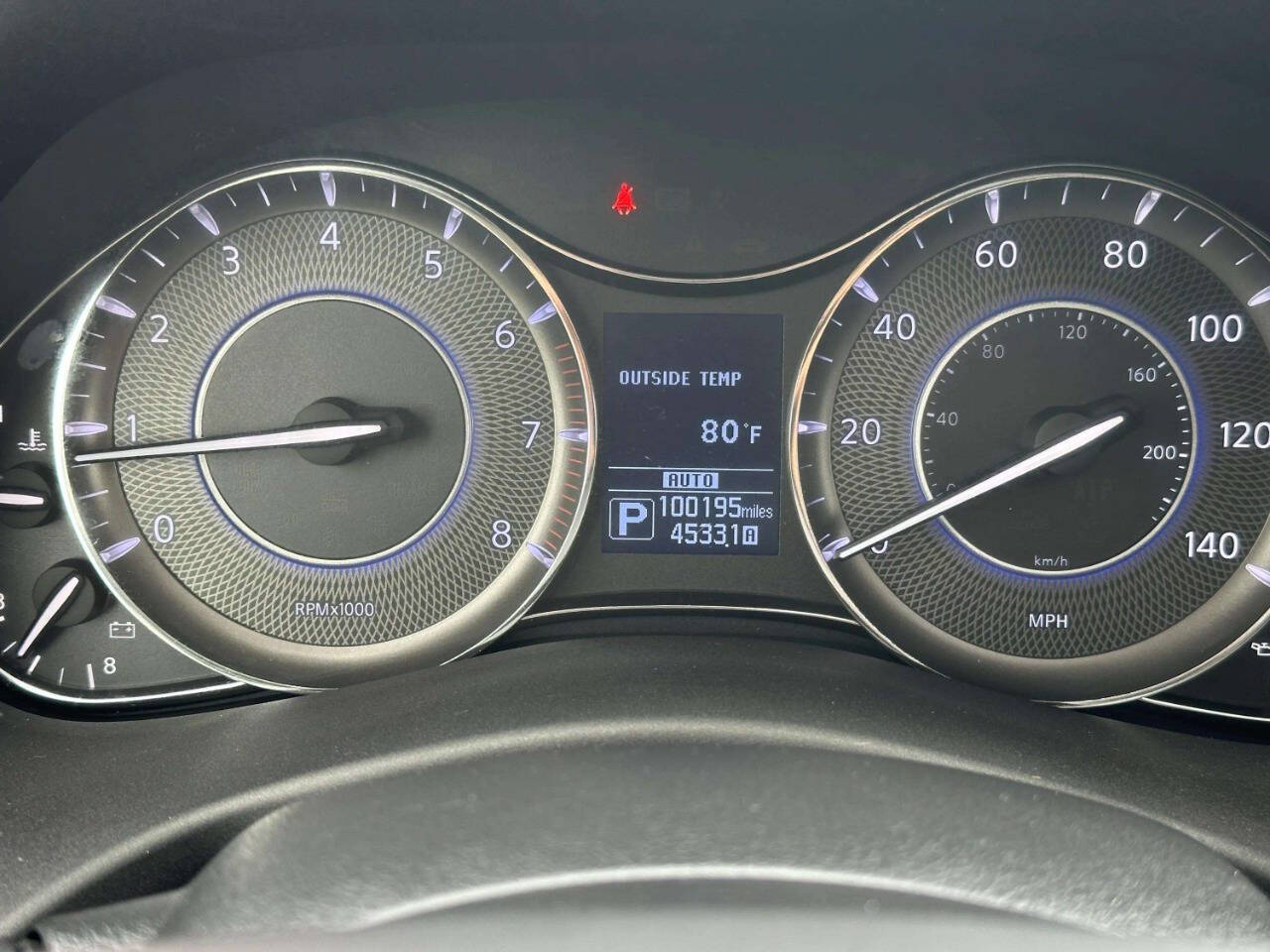 InfinitiQX8027