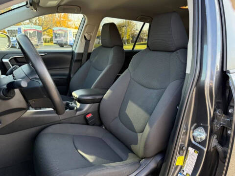 2021 Toyota RAV4 Hybrid LE