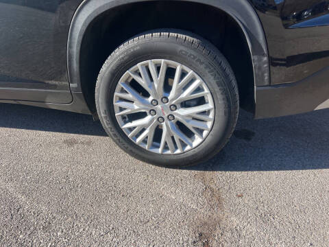 2024 GMC Acadia Elevation