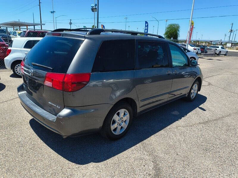 2004 Toyota Sienna XLE 7 Passenger