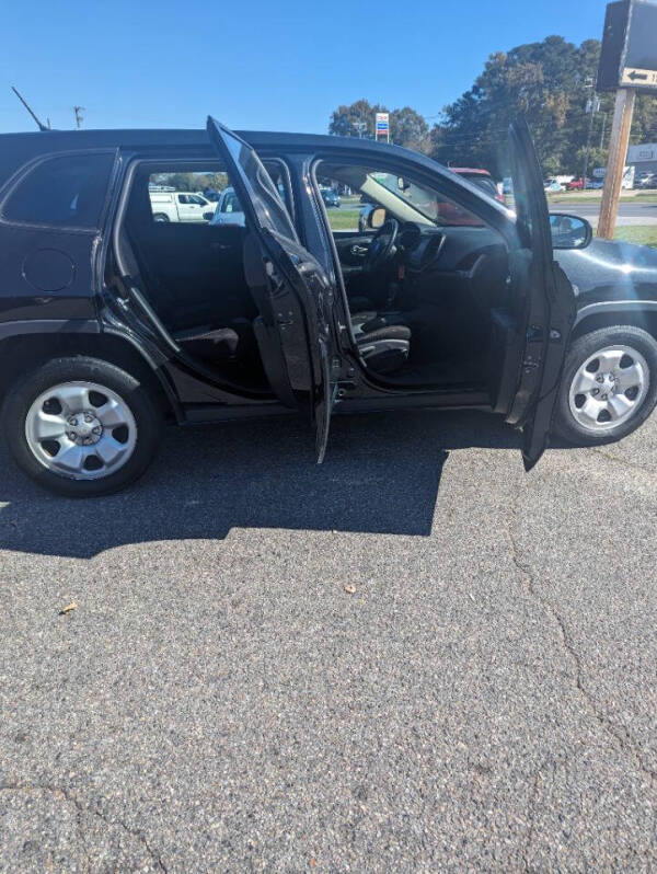 2014 Jeep Cherokee Sport