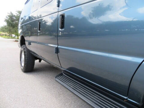 2013 Ford E-Series E-150 XLT