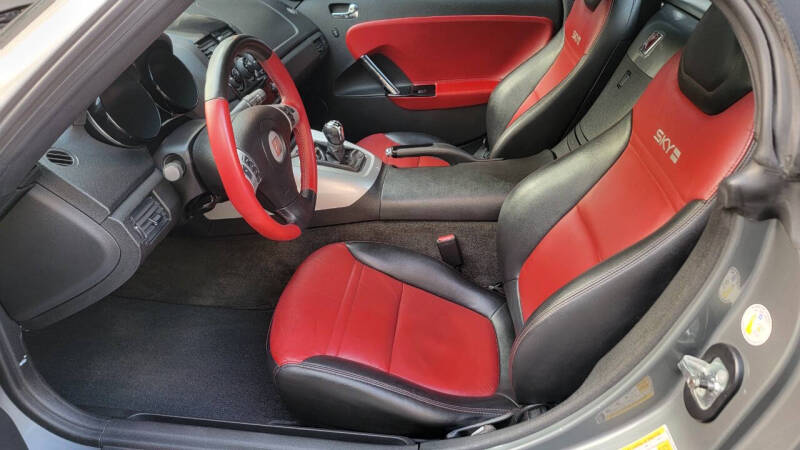 2007 Saturn SKY Red Line