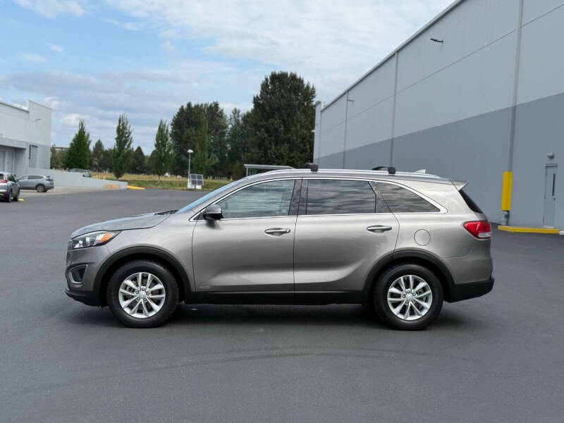 2016 Kia Sorento LX