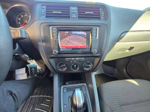 2016 Volkswagen Jetta