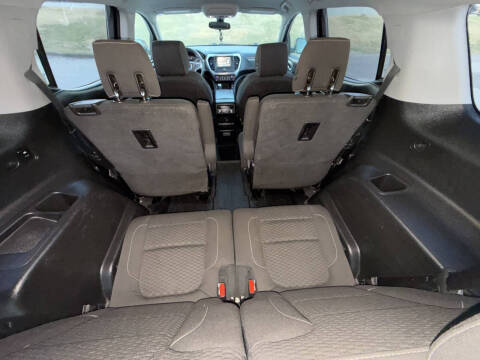 2017 GMC Acadia SLE-2