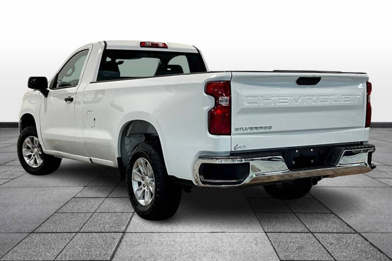 Used 2021 Chevrolet Silverado 1500 Work Truck with VIN 3GCNWAEFXMG381610 for sale in Bluefield, WV