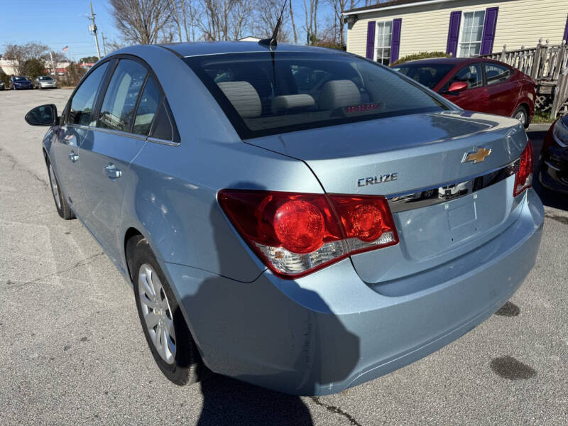 2011 Chevrolet Cruze LS