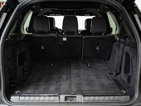 2023 Land Rover Discovery P360 S R-Dynamic