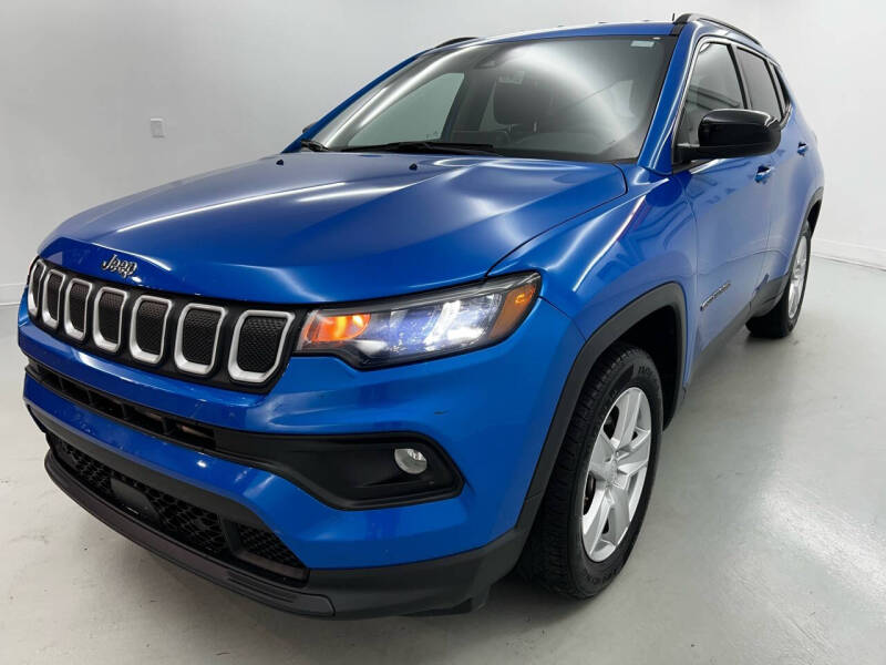 2022 Jeep Compass Latitude photo 3