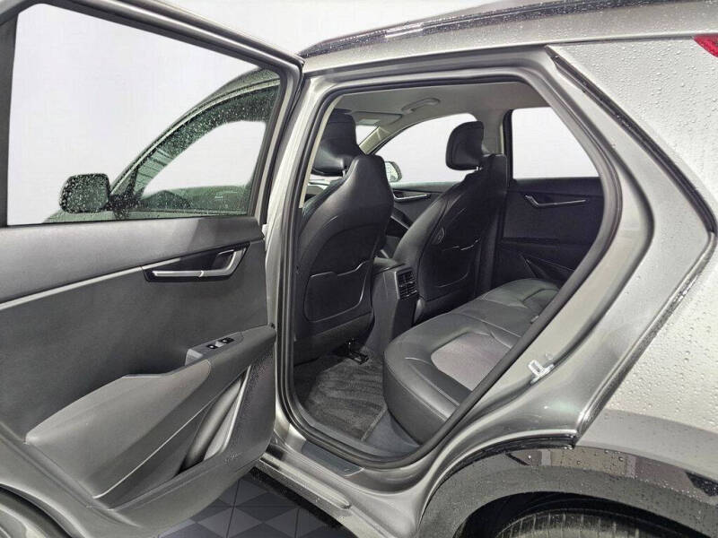 2025 Kia Niro EV Wind