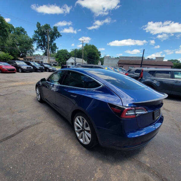 2019 Tesla Model 3 Standard Range