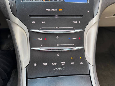 2016 Lincoln MKZ Hybrid